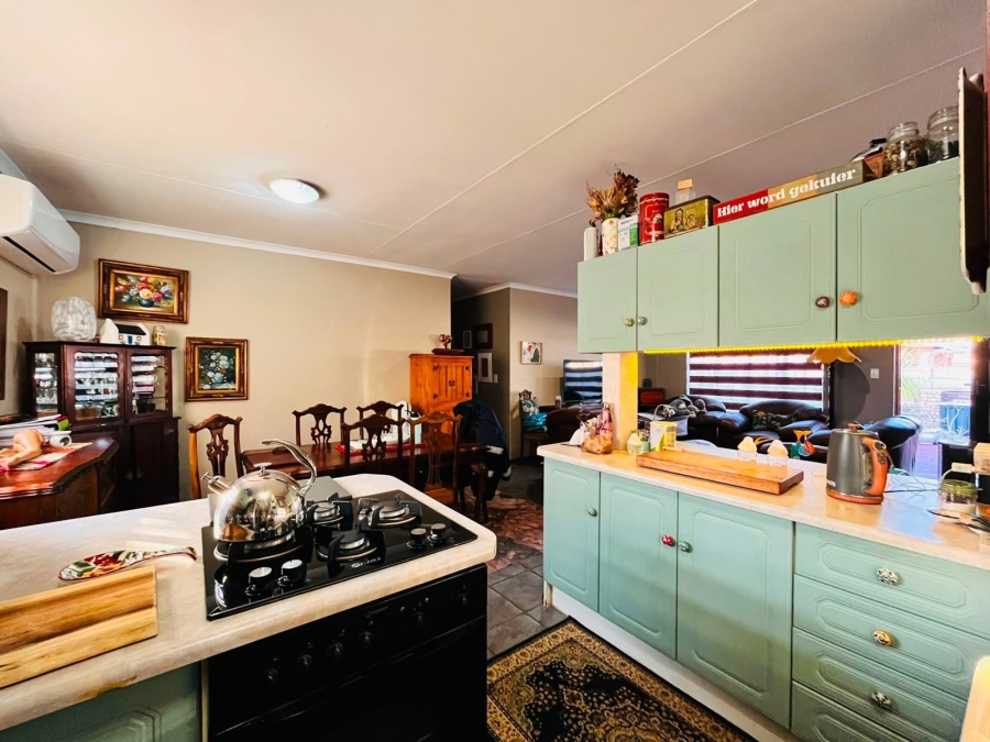 3 Bedroom Property for Sale in Protea Park North West